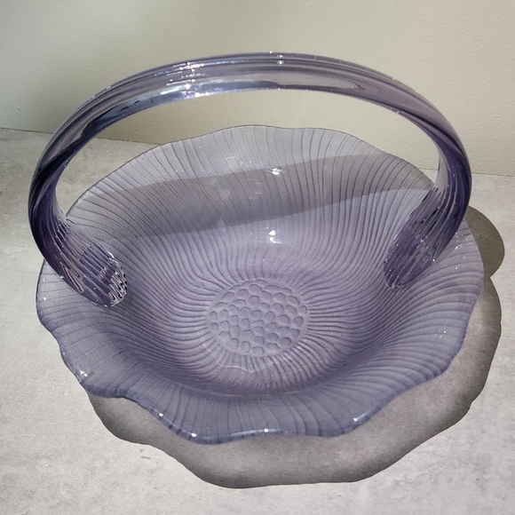 🌟 Laslo Mikasa Japana Vintage Lavender Glass Candy Dish Bride's Basket Purple - Picture 7 of 16